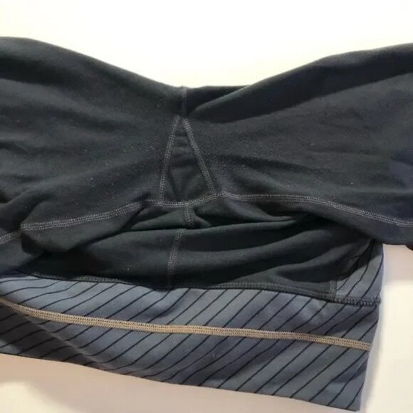 ATHLETA ZIPPY BALANCE BLACK/GRAY WOMEN'S STRETCH CAPRI RUCHED LEGGINGS SMALL - Picture 8 of 10